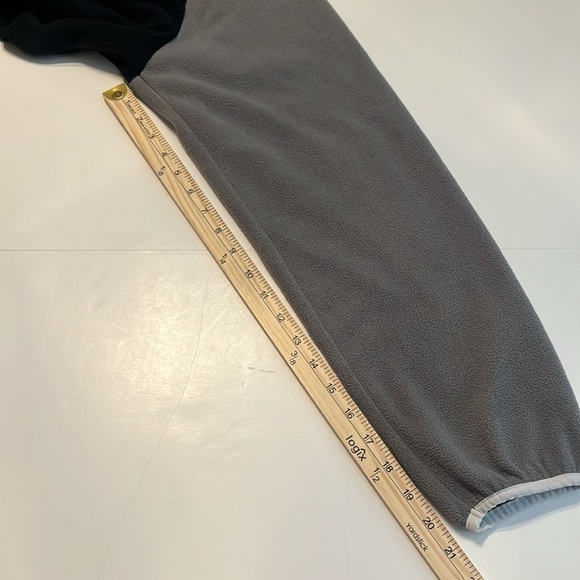 Edgar & Ash Black and Gray Front Pocket Quarter Zip Pullover Fleece Size XL - Picture 6 of 11